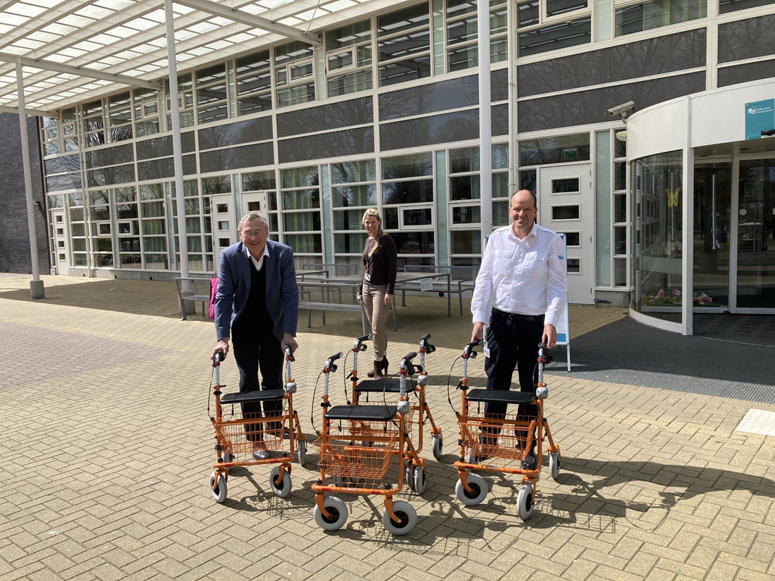 Rollators Hoofdingang 1100px Rollators hoofdingang ziekenhuis Rivierenland